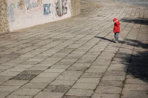 Representative photo of a lonely child | Photo by Michal Jarmoluk | Pixabay