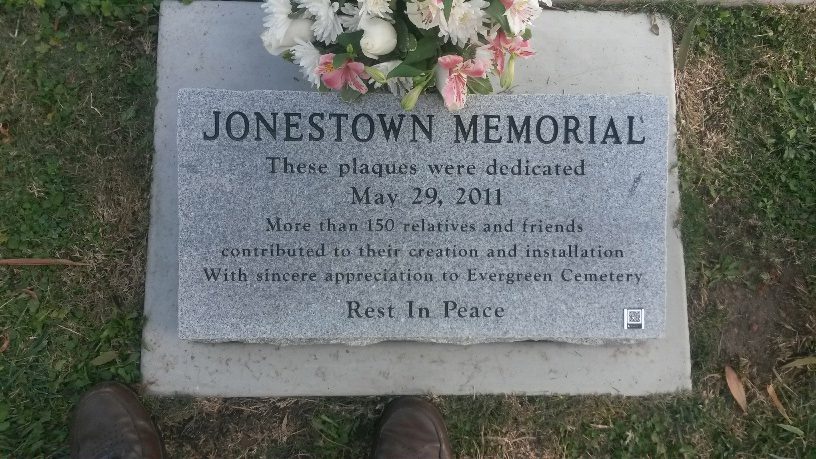 Photo of a memorial plaque dedicated to the victims of the Jonestown massacre