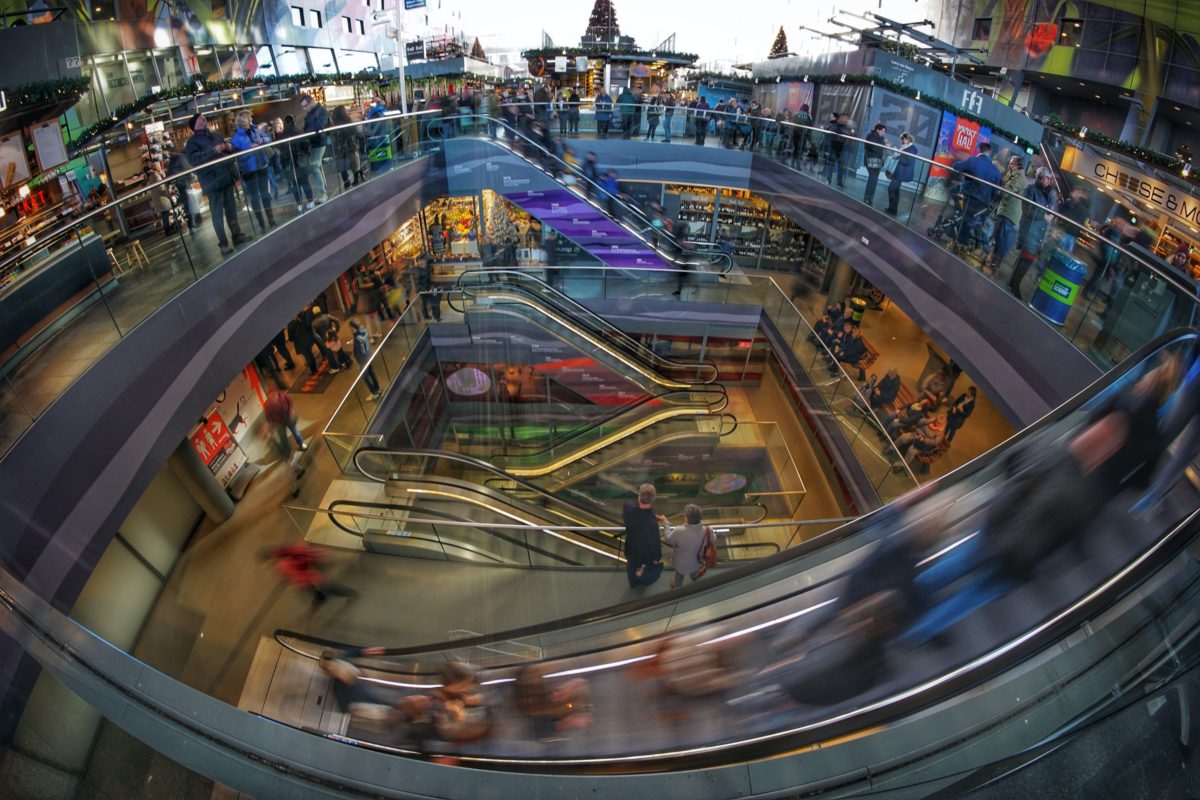 Time lapse photo of a crowded mall floor | Photo by Dieter de Vroomen on Unsplash